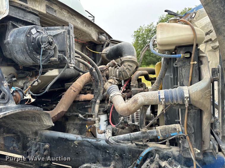 image for item OG9623 2003 Sterling  ready mix truck