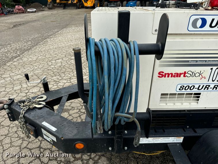 image for item OG9627 2019 Multiquip DLW-400ESA4 welder/generator