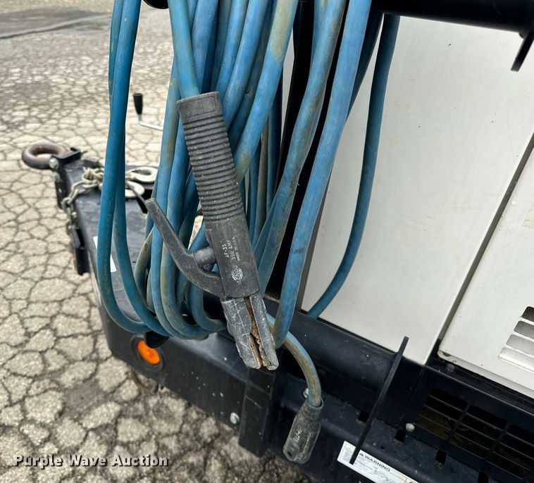 image for item OG9627 2019 Multiquip DLW-400ESA4 welder/generator