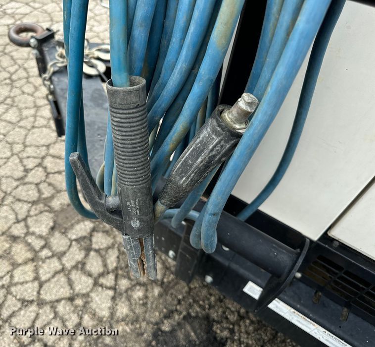 image for item OG9627 2019 Multiquip DLW-400ESA4 welder/generator