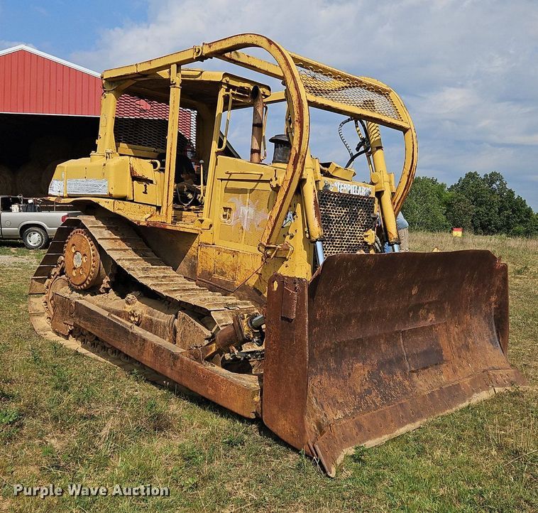image for item OJ9789 1995 Caterpillar  D6H dozer