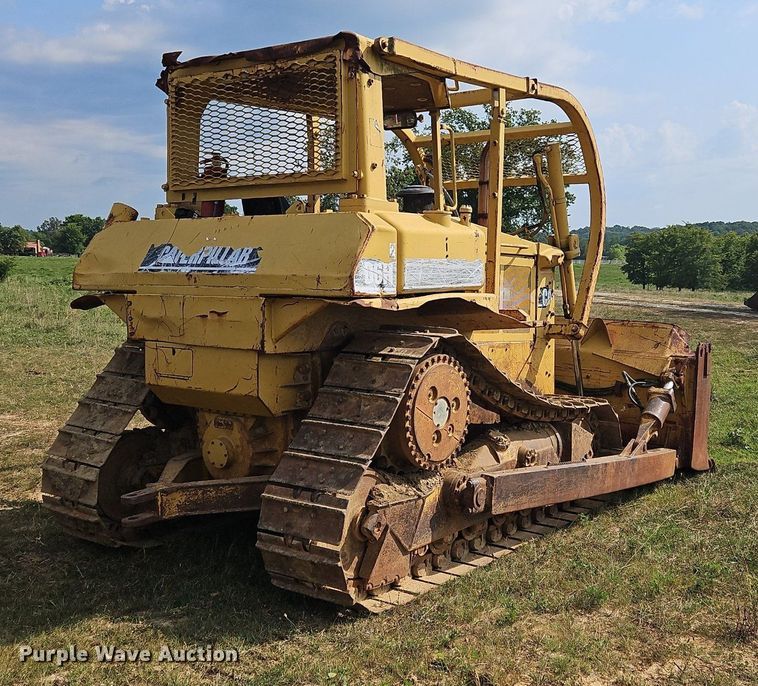 image for item OJ9789 1995 Caterpillar  D6H dozer