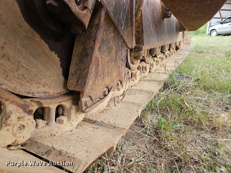 image for item OJ9789 1995 Caterpillar  D6H dozer