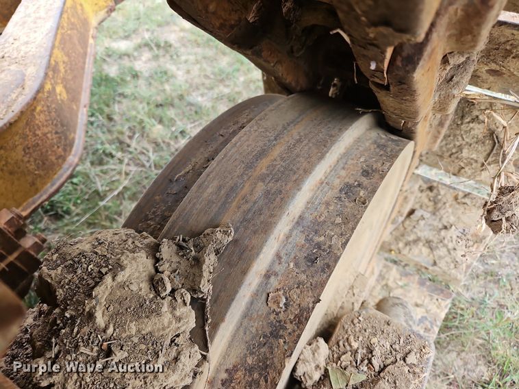 image for item OJ9789 1995 Caterpillar  D6H dozer