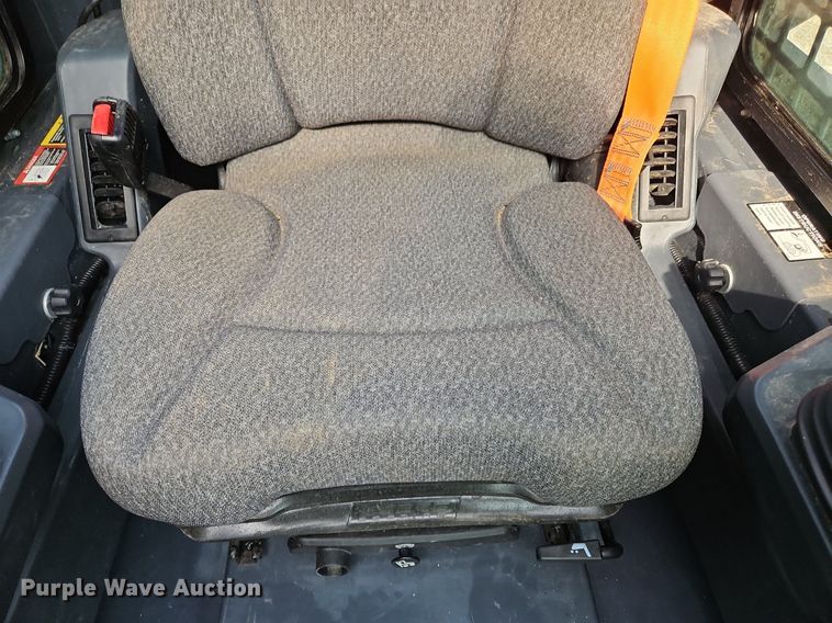 image for item OJ9792 2022 John Deere 317G tracked skid steer loader