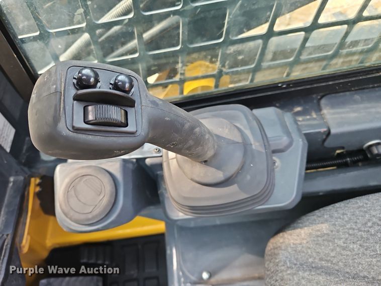 image for item OJ9792 2022 John Deere 317G tracked skid steer loader