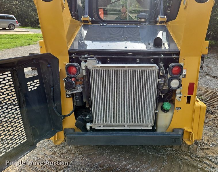 image for item OJ9792 2022 John Deere 317G tracked skid steer loader