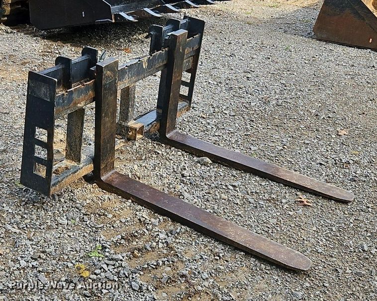 image for item OJ9792 2022 John Deere 317G tracked skid steer loader