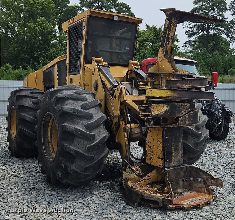 image for item OJ9793 2002 Tigercat 720C feller buncher