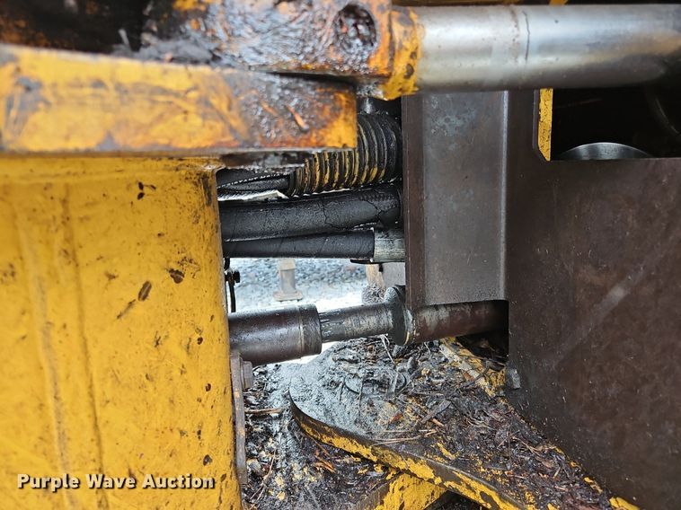 image for item OJ9793 2002 Tigercat 720C feller buncher