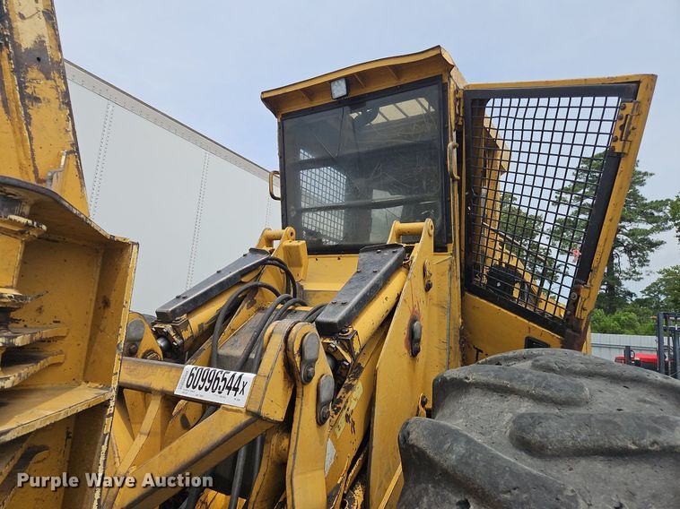image for item OJ9793 2002 Tigercat 720C feller buncher