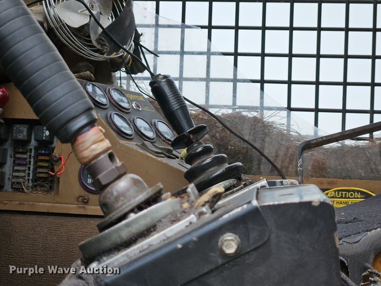 image for item OJ9793 2002 Tigercat 720C feller buncher