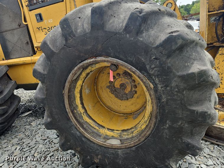 image for item OJ9793 2002 Tigercat 720C feller buncher