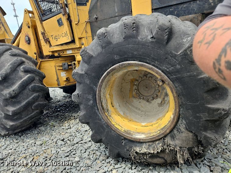 image for item OJ9793 2002 Tigercat 720C feller buncher