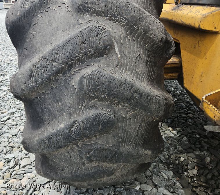 image for item OJ9793 2002 Tigercat 720C feller buncher