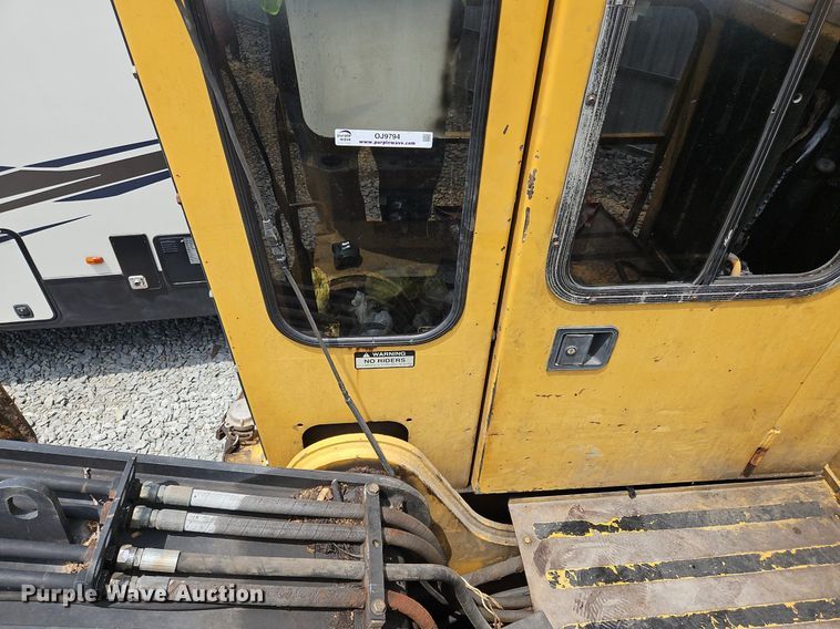 image for item OJ9794 Tigercat  240B log loader