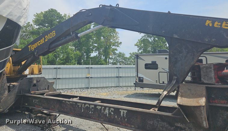 image for item OJ9794 Tigercat  240B log loader