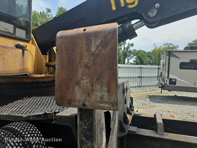 image for item OJ9794 Tigercat  240B log loader