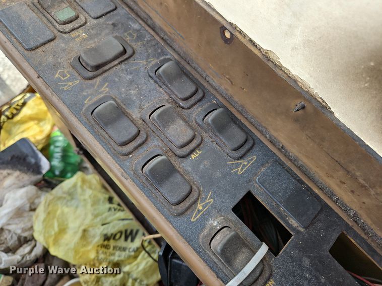 image for item OJ9794 Tigercat  240B log loader