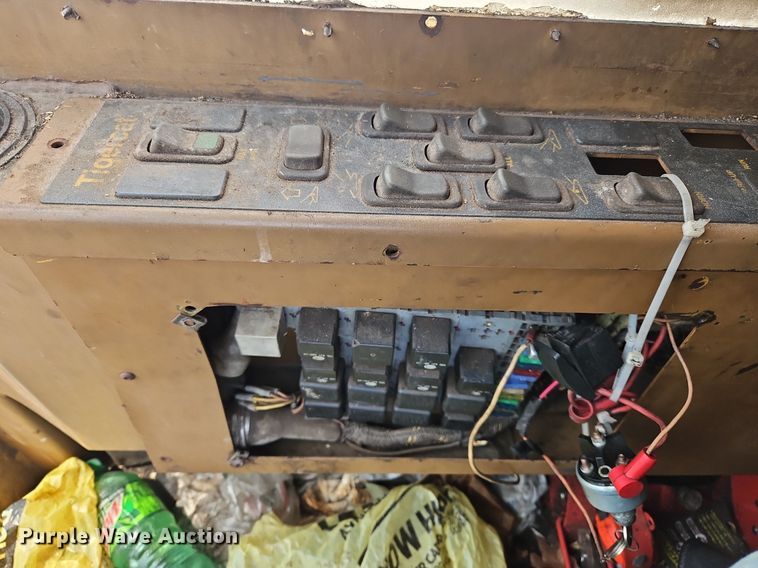 image for item OJ9794 Tigercat  240B log loader