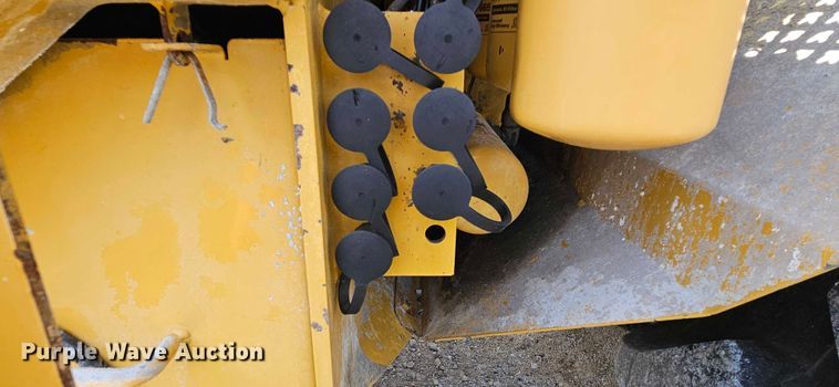 image for item OJ9798 2011 Caterpillar  RM500 reclaimer