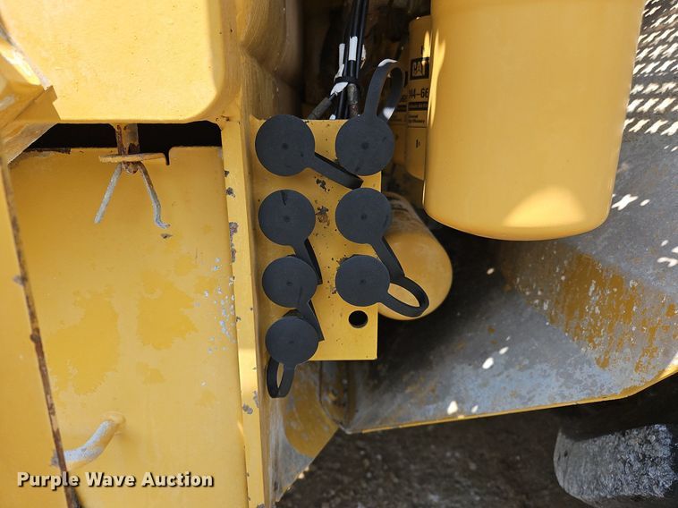 image for item OJ9798 2011 Caterpillar  RM500 reclaimer