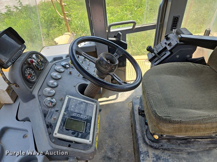 image for item OJ9798 2011 Caterpillar  RM500 reclaimer