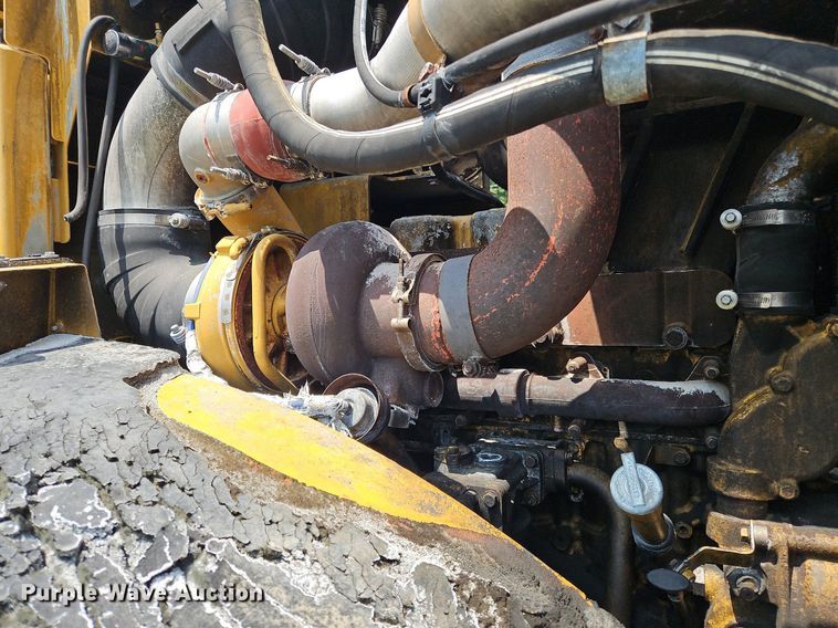 image for item OJ9798 2011 Caterpillar  RM500 reclaimer