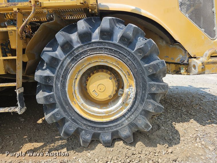 image for item OJ9798 2011 Caterpillar  RM500 reclaimer