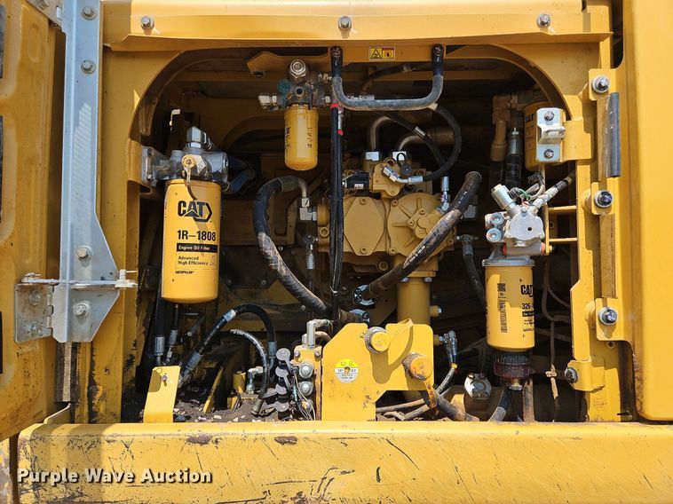 image for item OJ9799 2018 Caterpillar  349FL excavator