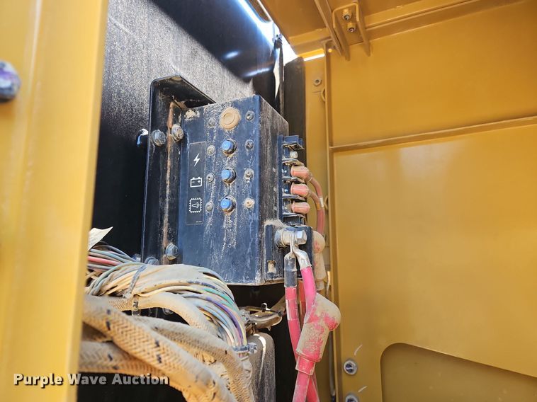 image for item OJ9799 2018 Caterpillar  349FL excavator