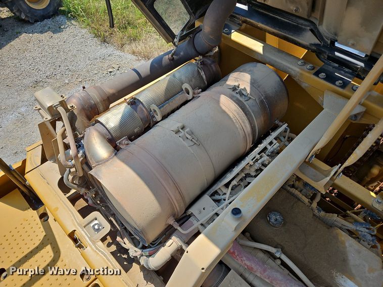image for item OJ9799 2018 Caterpillar  349FL excavator