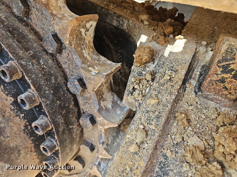 image for item OJ9799 2018 Caterpillar  349FL excavator