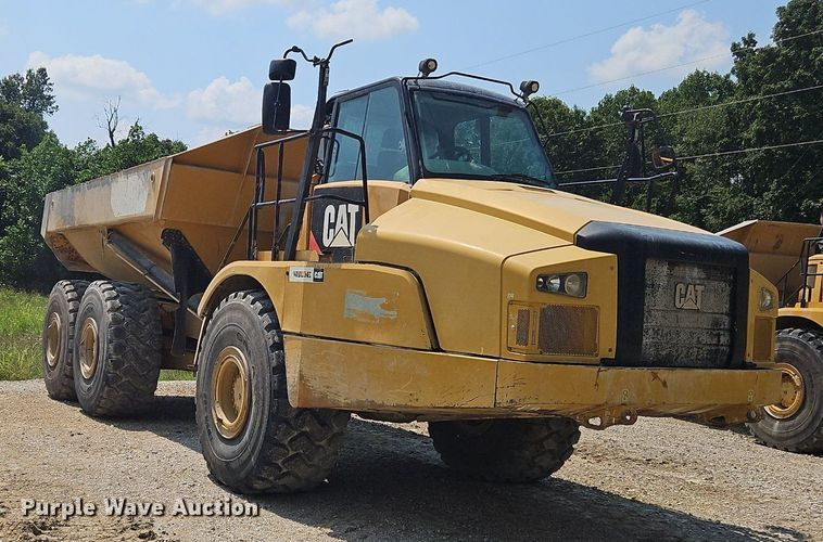 image for item OJ9800 2015 Caterpillar  745C haul truck