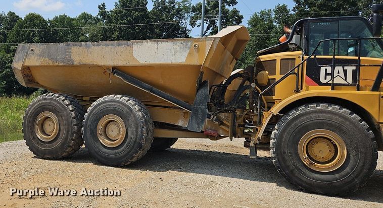 image for item OJ9800 2015 Caterpillar  745C haul truck
