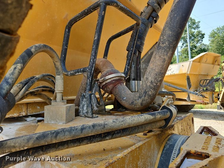 image for item OJ9800 2015 Caterpillar  745C haul truck