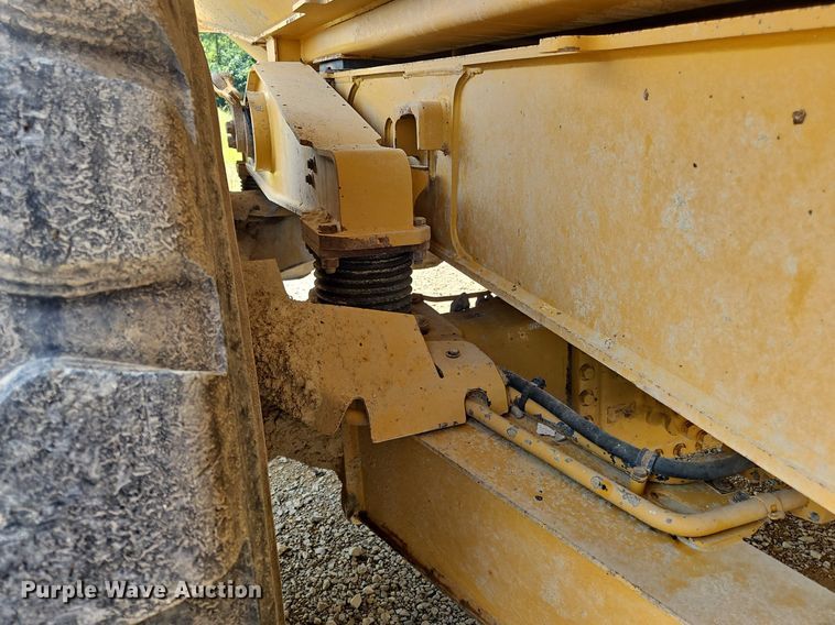 image for item OJ9800 2015 Caterpillar  745C haul truck