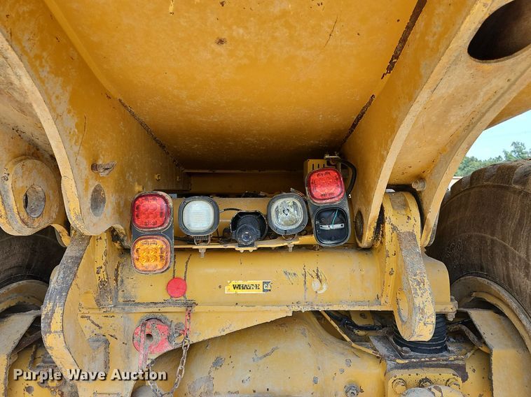 image for item OJ9800 2015 Caterpillar  745C haul truck