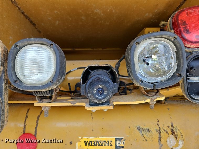 image for item OJ9800 2015 Caterpillar  745C haul truck