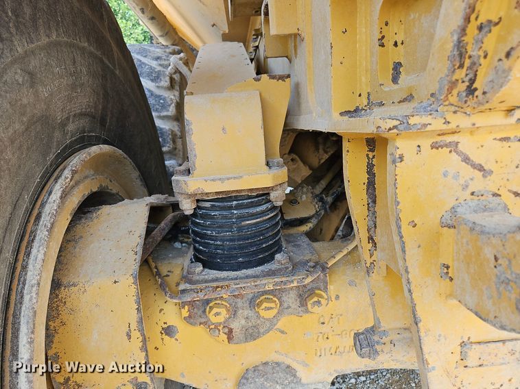 image for item OJ9800 2015 Caterpillar  745C haul truck
