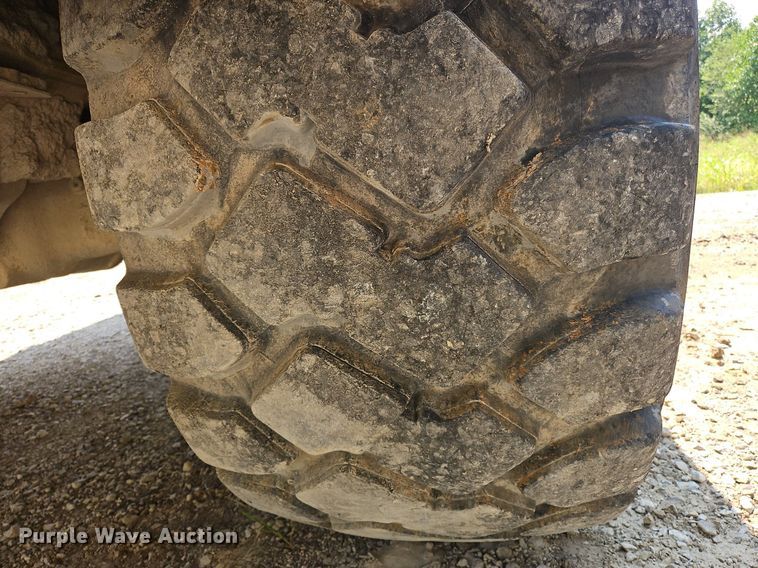 image for item OJ9800 2015 Caterpillar  745C haul truck