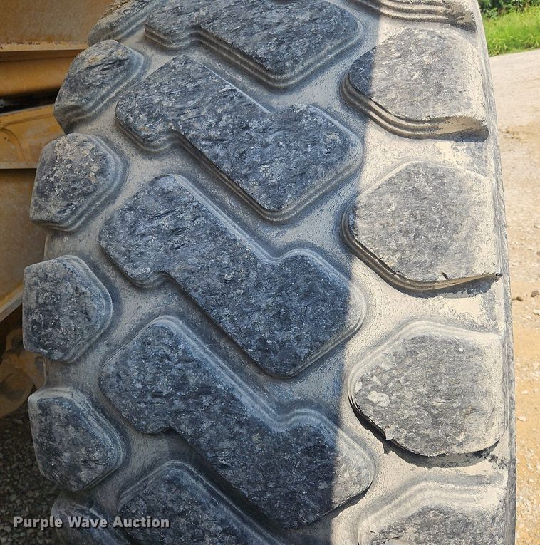 image for item OJ9800 2015 Caterpillar  745C haul truck