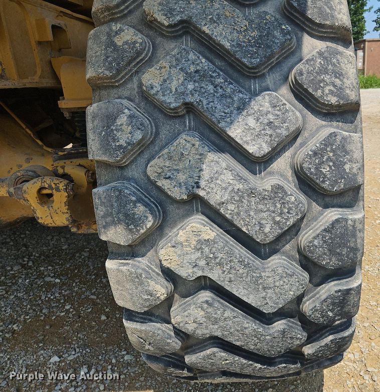 image for item OJ9800 2015 Caterpillar  745C haul truck