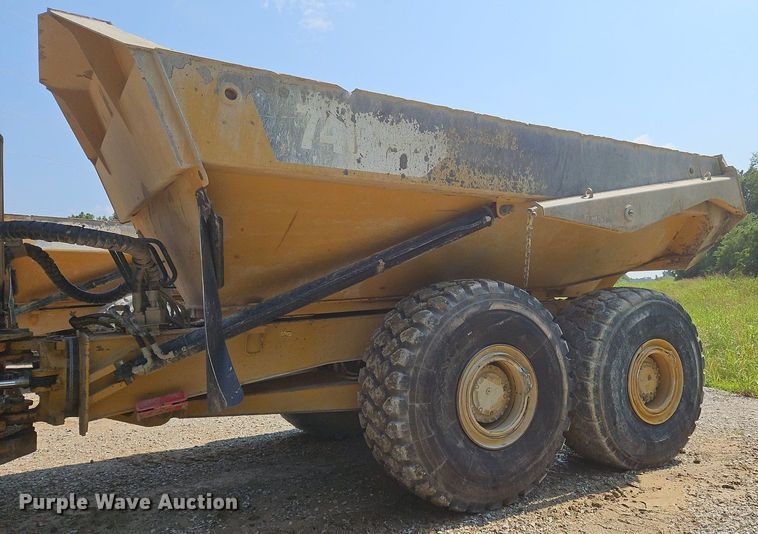 image for item OJ9801 2015 Caterpillar  745C haul truck