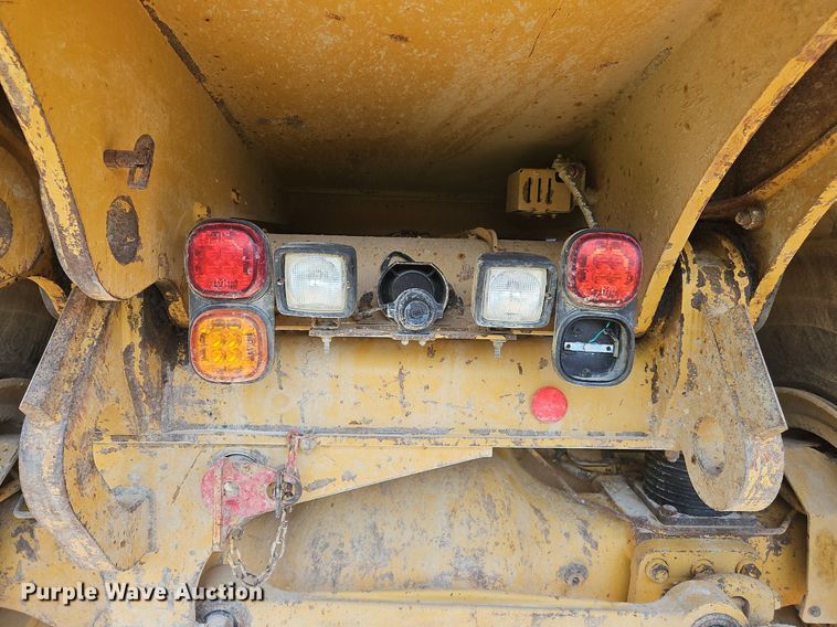 image for item OJ9801 2015 Caterpillar  745C haul truck