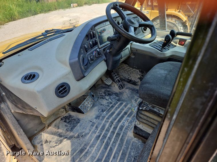 image for item OJ9801 2015 Caterpillar  745C haul truck