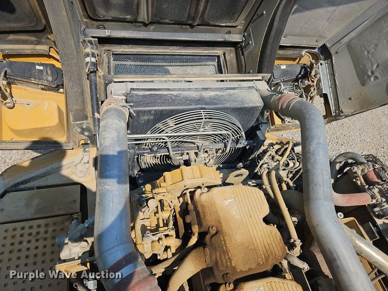 image for item OJ9801 2015 Caterpillar  745C haul truck