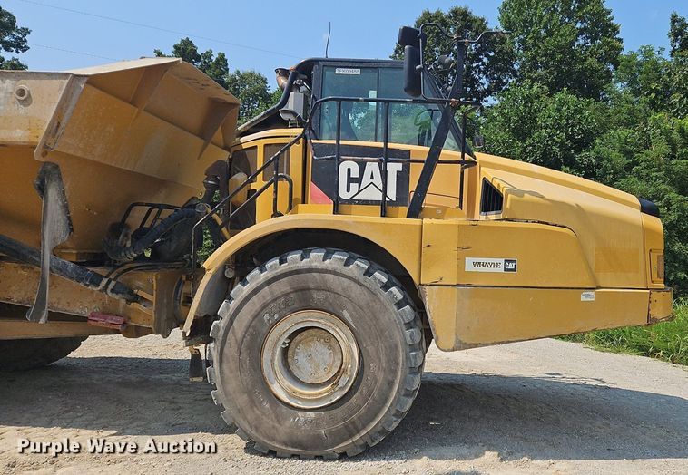 image for item OJ9802 2015 Caterpillar  745C haul truck