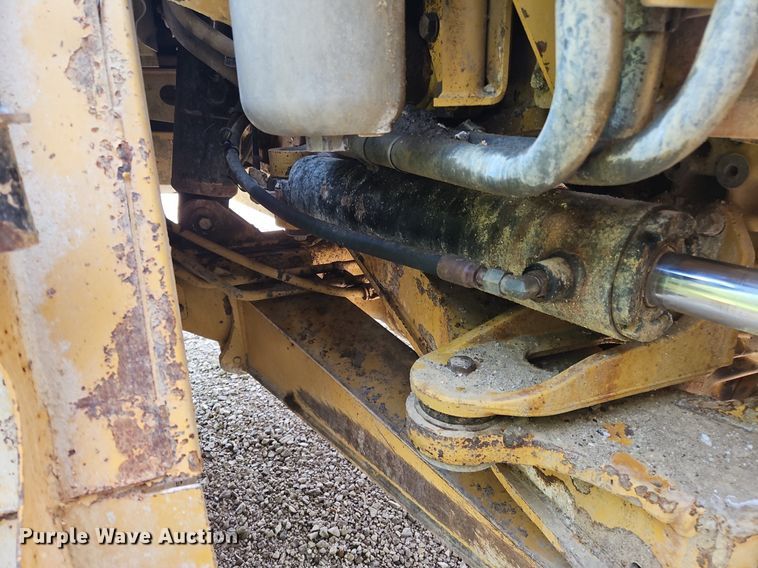 image for item OJ9802 2015 Caterpillar  745C haul truck