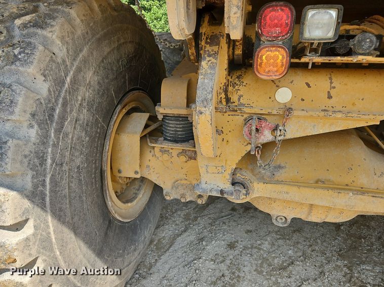 image for item OJ9802 2015 Caterpillar  745C haul truck